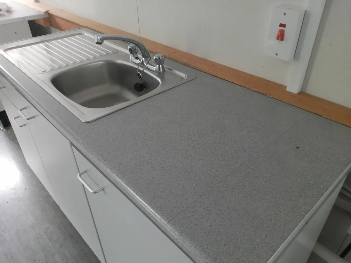 Delivery - Kitchen Unit with Sink / Taps - Image 3