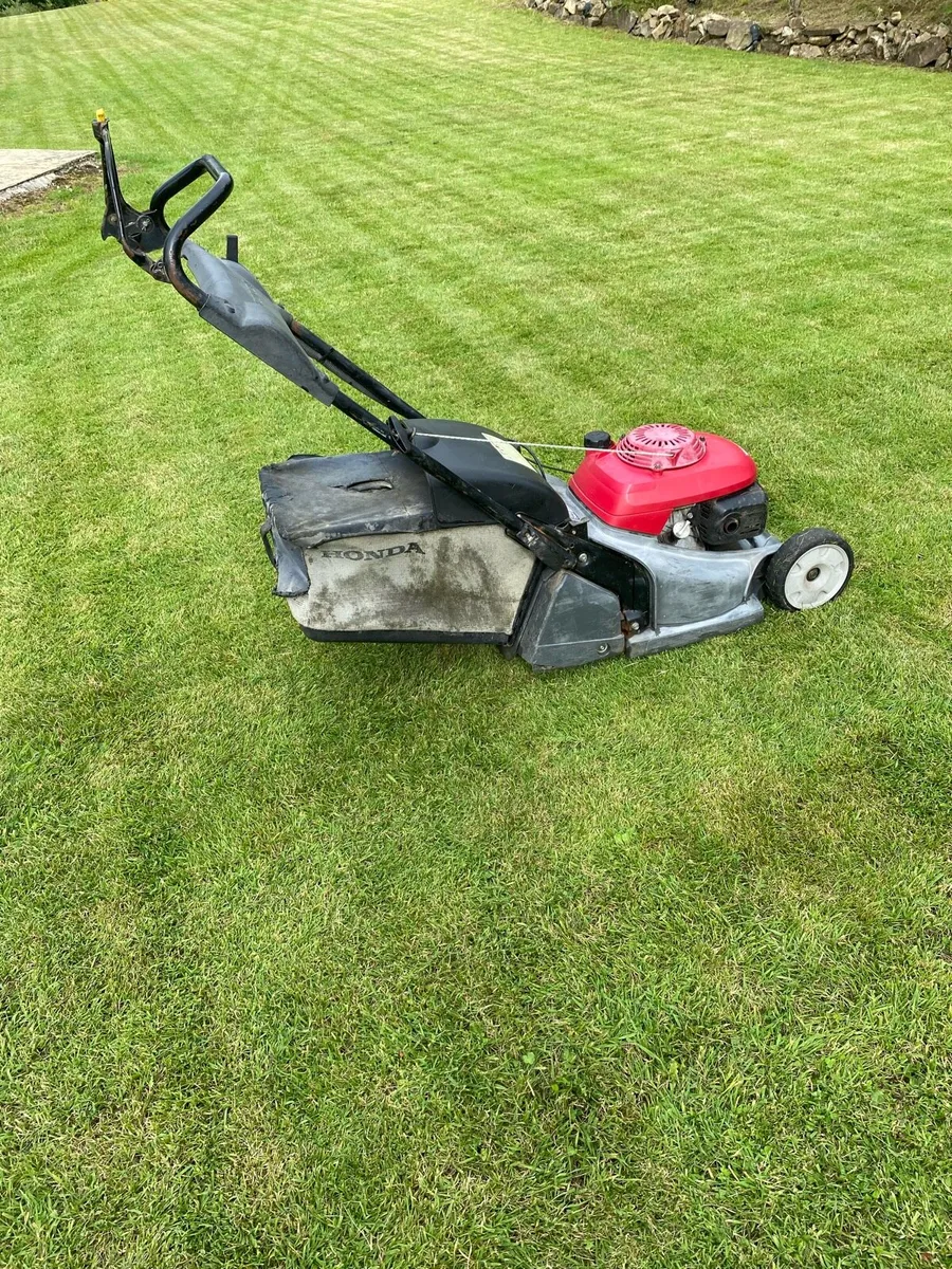 Honda lawnmower - Image 2