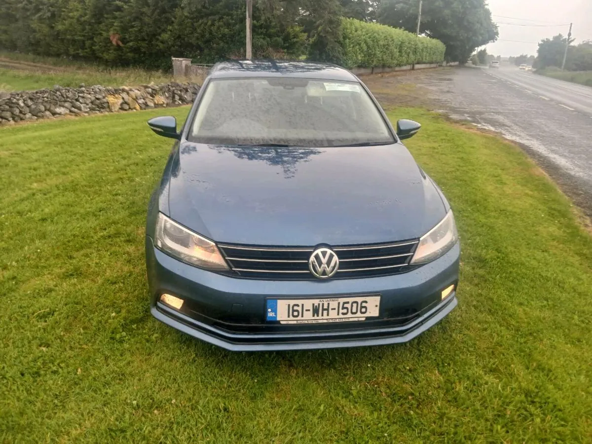 2016 volkswagen jetta - Image 2