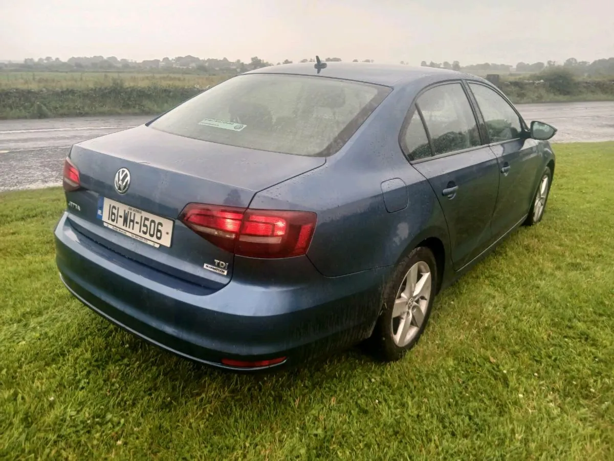 2016 volkswagen jetta - Image 3