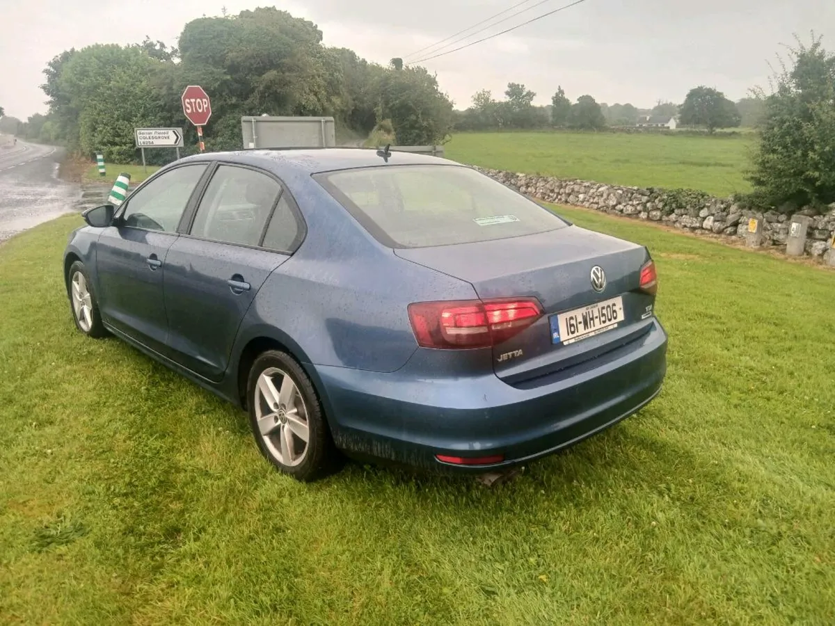 2016 volkswagen jetta - Image 4