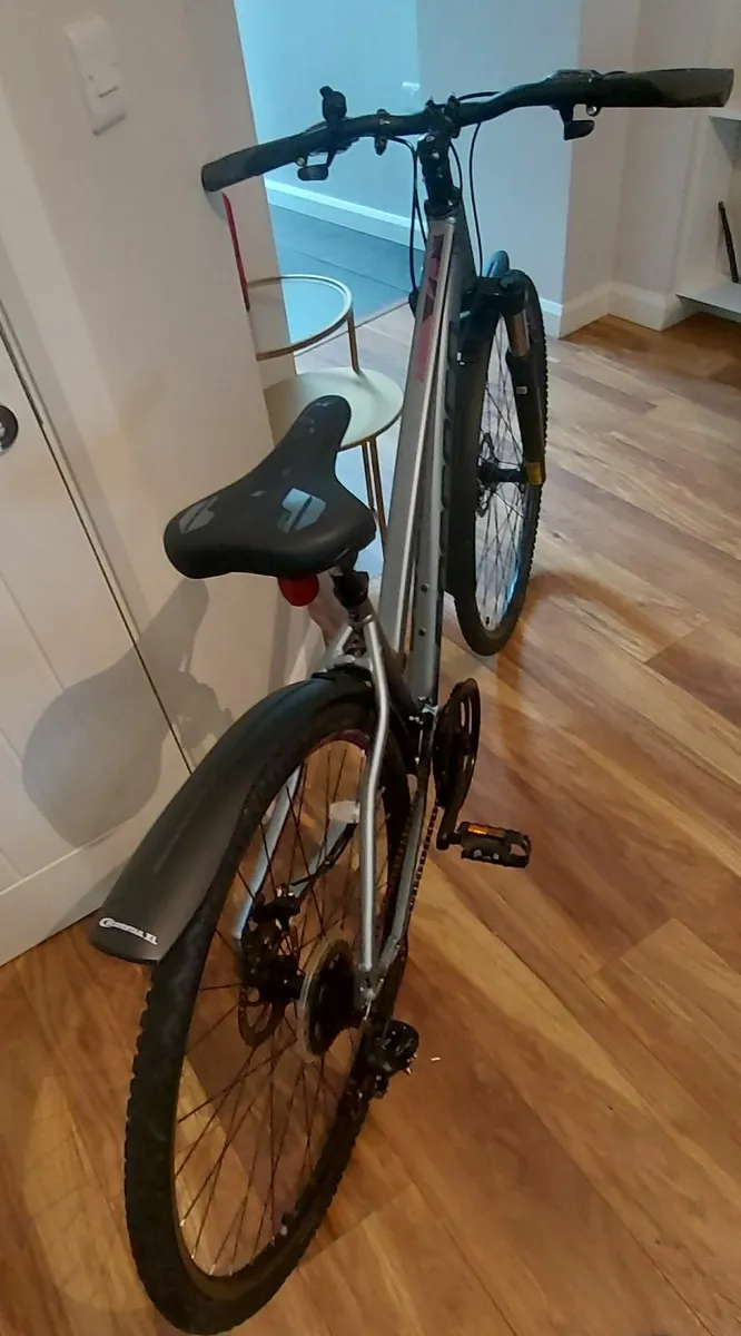 Bike like new - Image 2