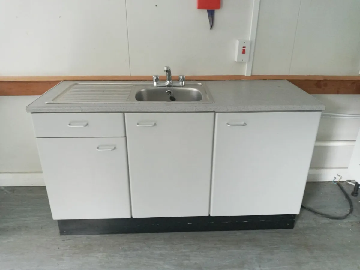 Delivery - Kitchen Unit with Sink / Taps - Image 1