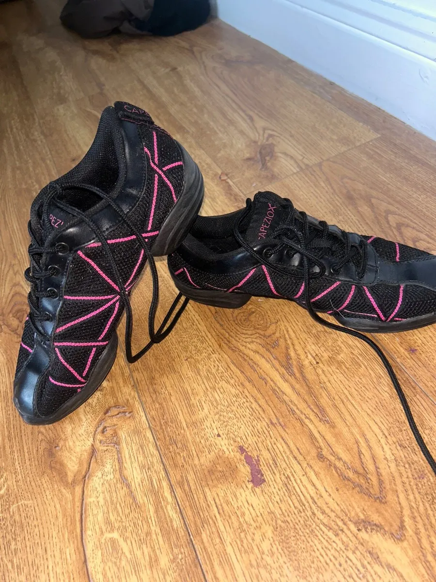 Irish dance trainers - Image 2