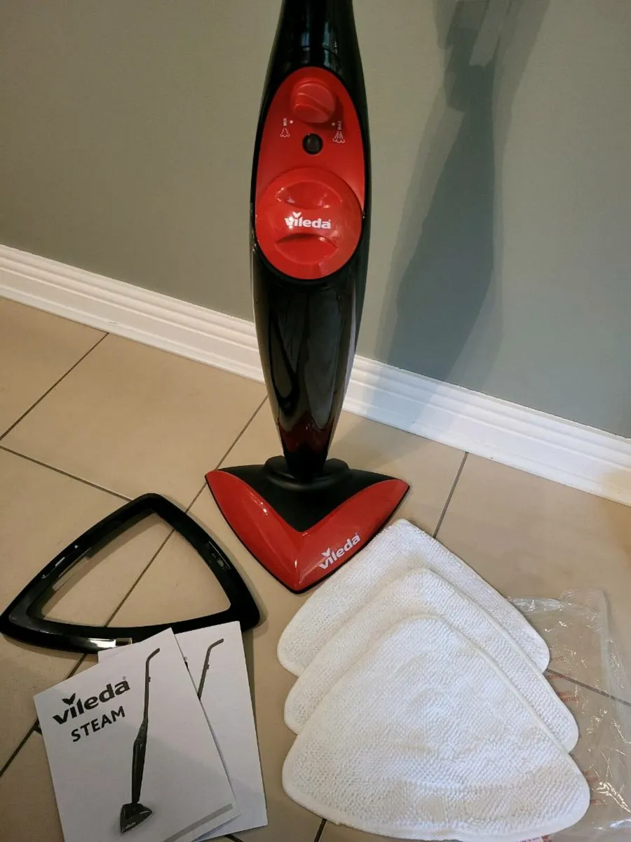Steam mop - Image 1