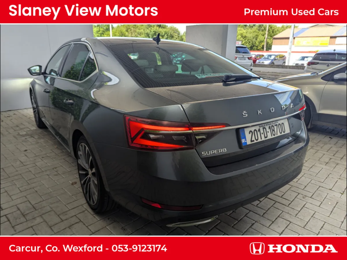 Skoda Superb LAURIN & KLEMENT 2.0 TDI 150HP 4DR - Image 3
