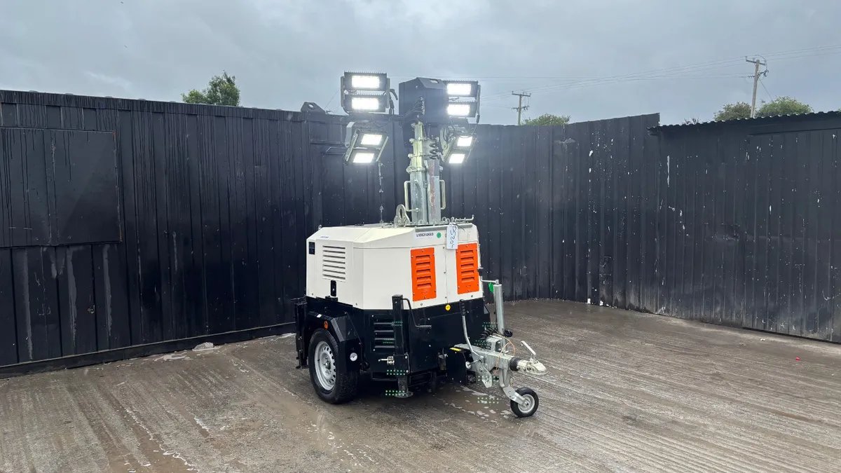 9 Meter Trime Diesel LED Lighting Tower - Image 1