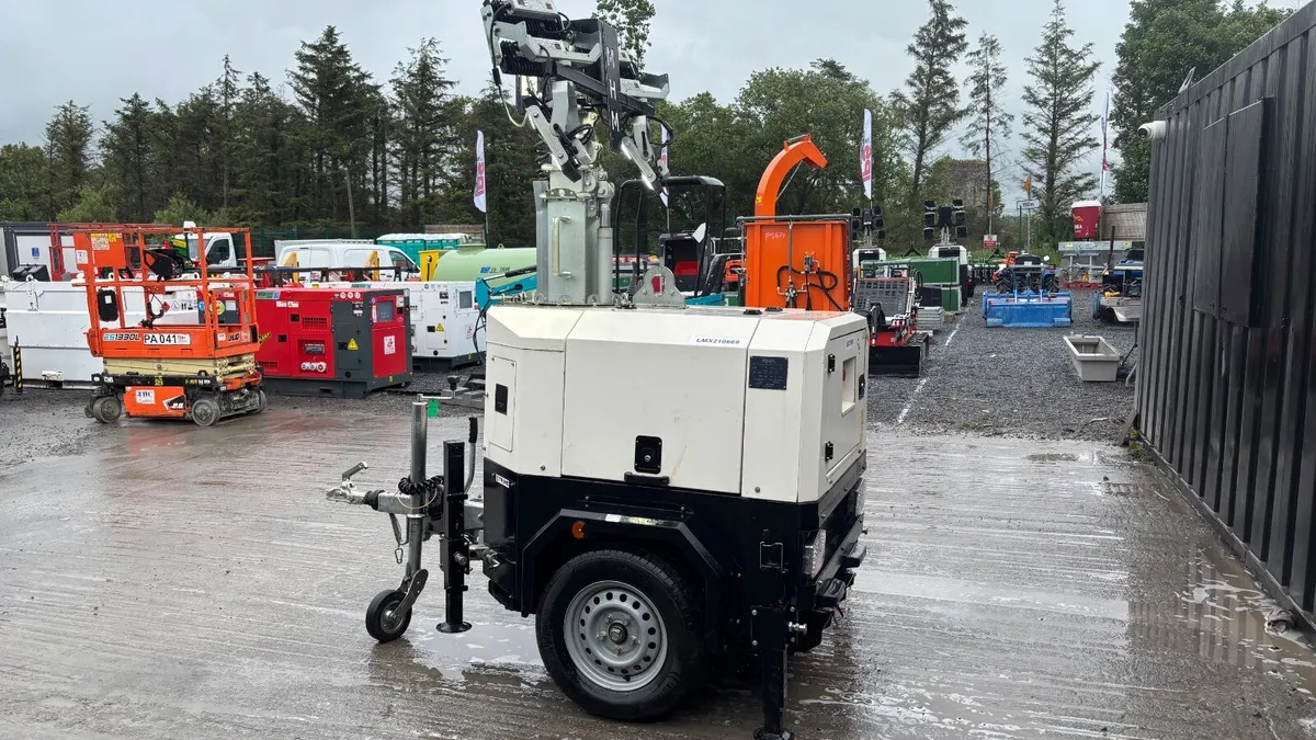 9 Meter Trime Diesel LED Lighting Tower - Image 4