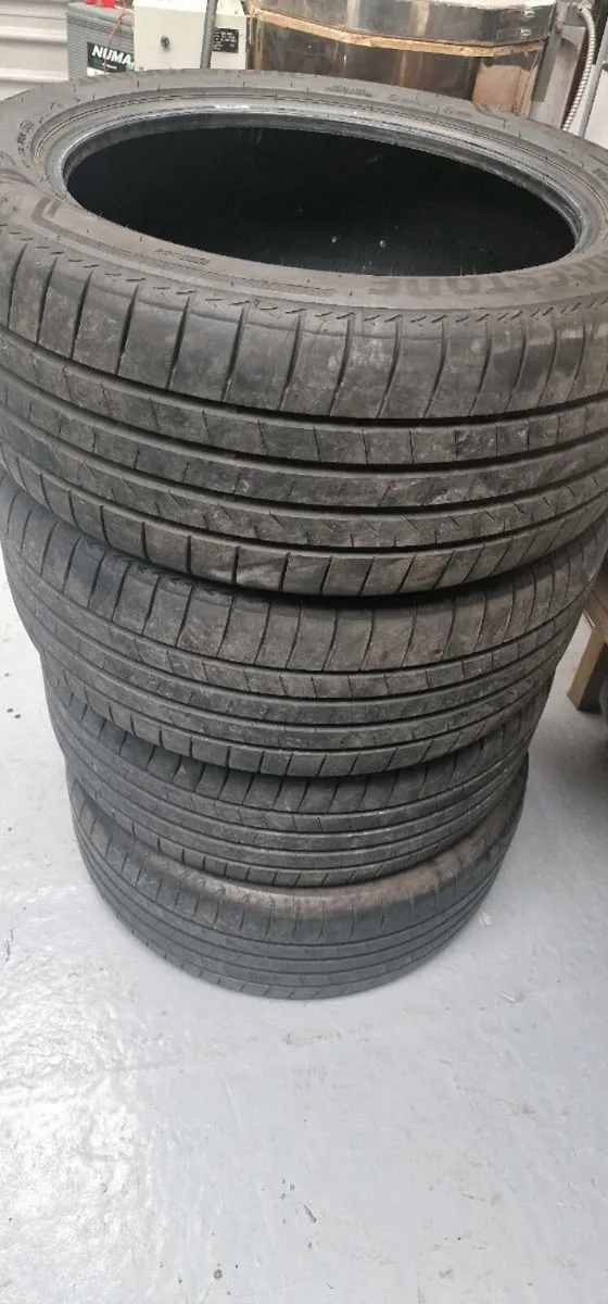Tyre's - Image 4