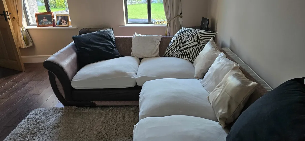 Large  L shaped sofa - Image 2