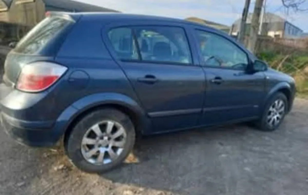 Opel Astra 2006 - Image 3