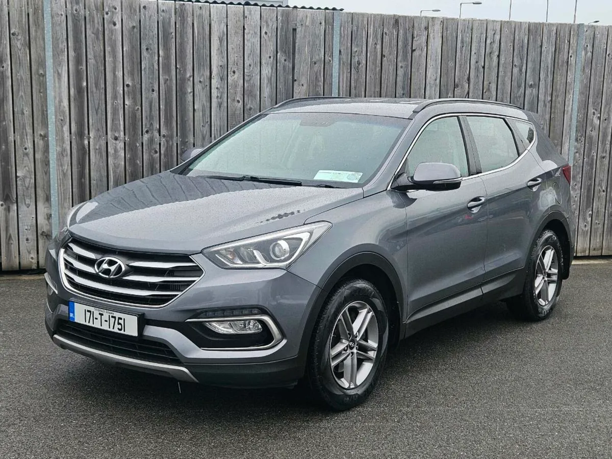 Hyundai Sante Fe 7 Seater 2.2 Diesel + Camera - Image 1