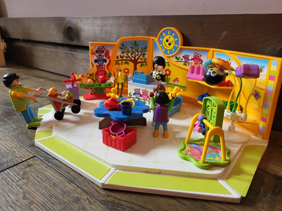 Playmobil baby toy shop - Image 1