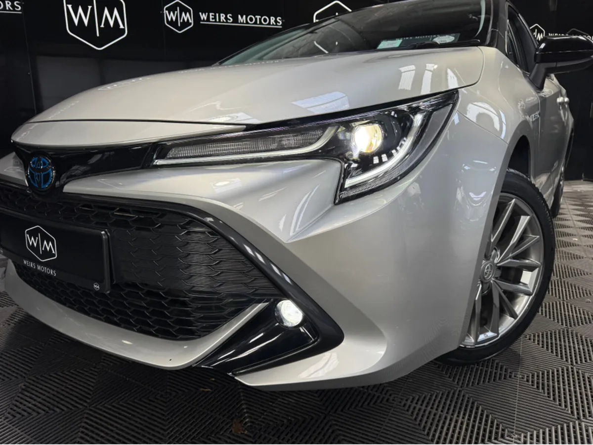 Toyota Corolla HYBRID SOL 4DR AUTO H/B / IRISH CAR - Image 3