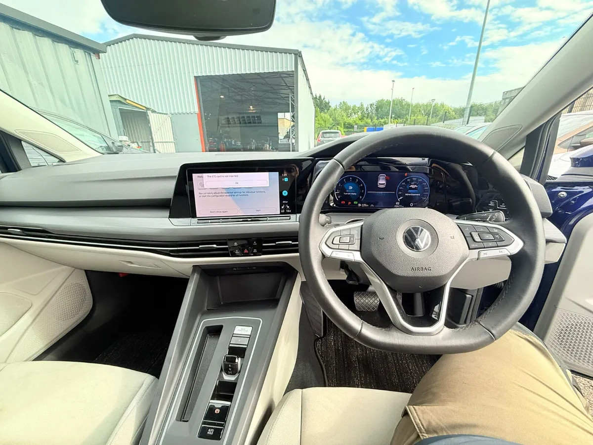 Volkswagen Golf - Image 7