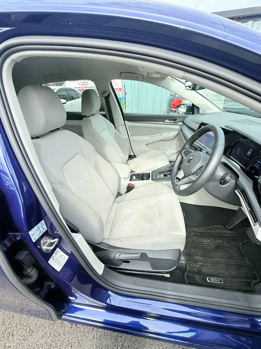 Volkswagen Golf - Image 8