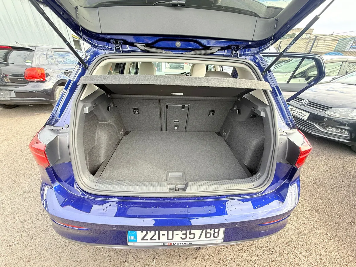 Volkswagen Golf - Image 10