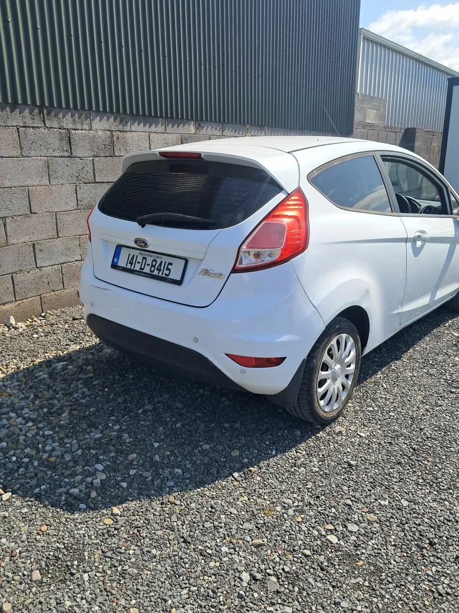 Ford Fiesta  Van 2014 - Image 3