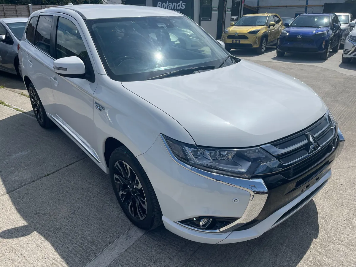 181 Mitsubishi Outlander Hybrid 2.0 Phev Automatic - Image 2
