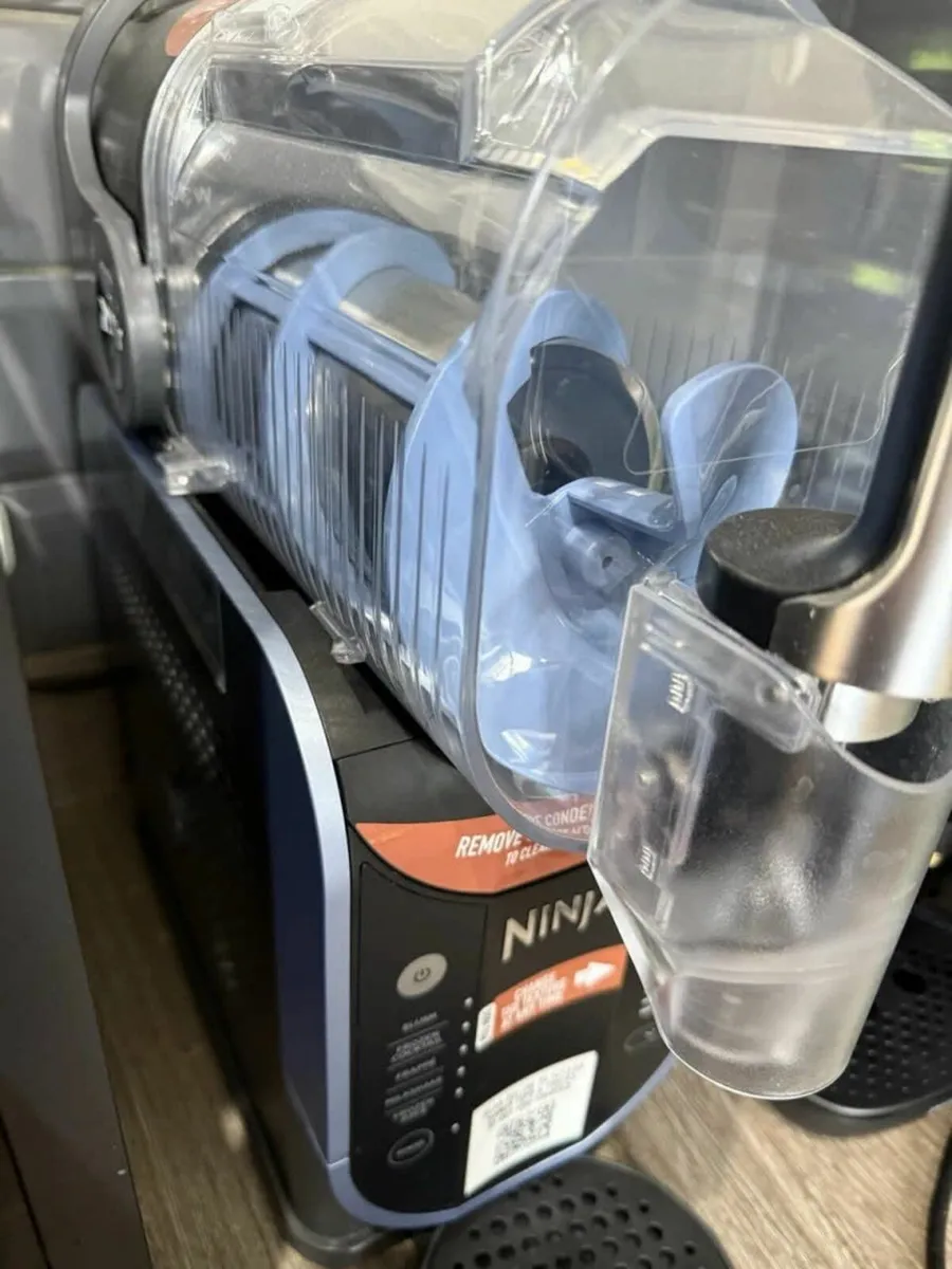 Ninja Slushi frozen drink maker - Image 2