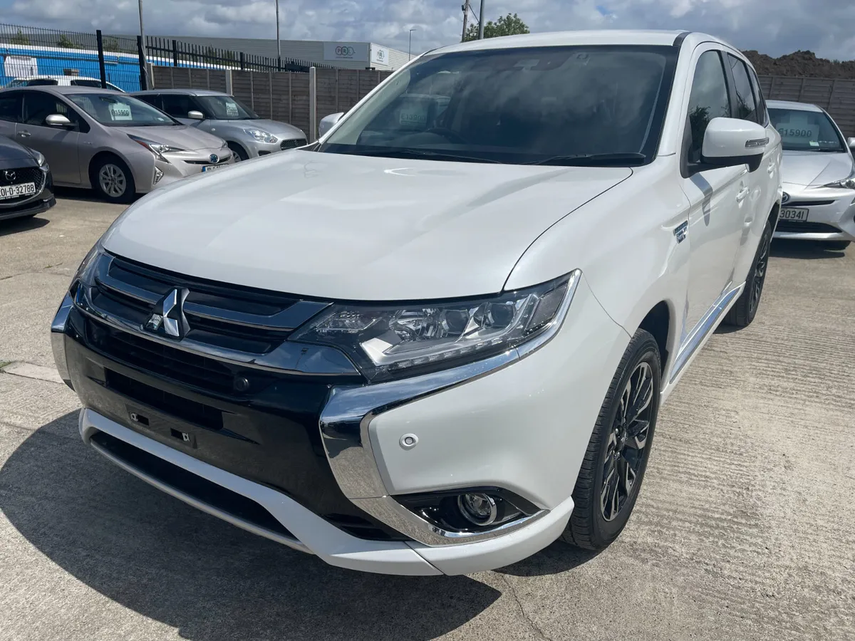 181 Mitsubishi Outlander Hybrid 2.0 Phev Automatic - Image 3