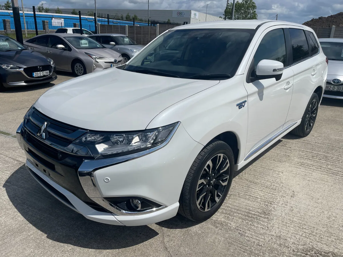181 Mitsubishi Outlander Hybrid 2.0 Phev Automatic - Image 4
