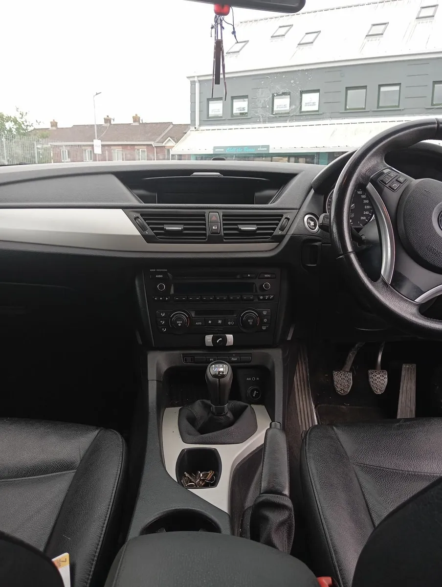 BMW X1 2010 - Image 3