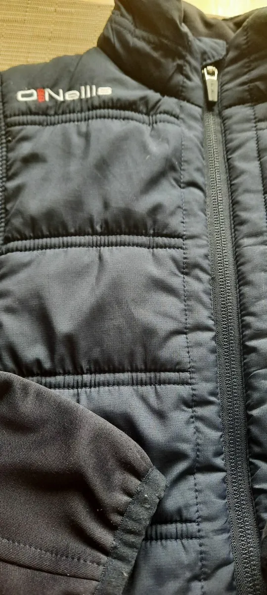O'Neills light weight padded jacket- age 7/8 yrs - Image 3