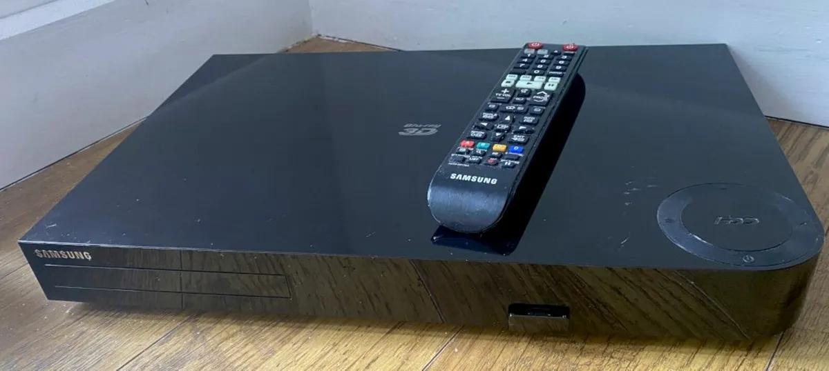 Samsung BD-H8500 HD-Recorder withTwin Tuner 3D Blu - Image 1