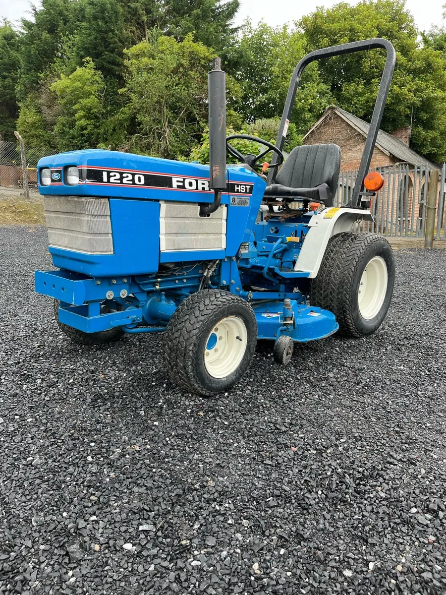 Ford 1220 4wd - Image 1