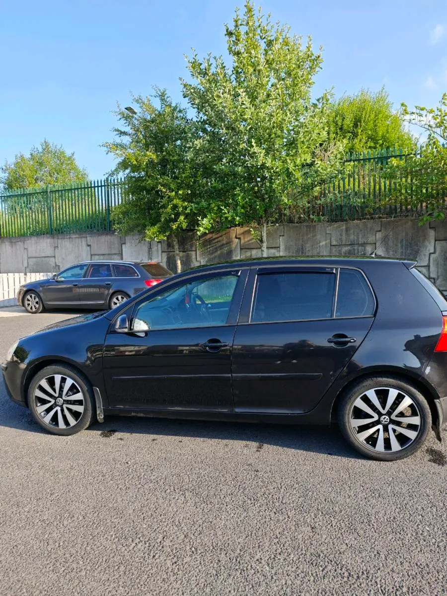 Volkswagen golf - Image 3