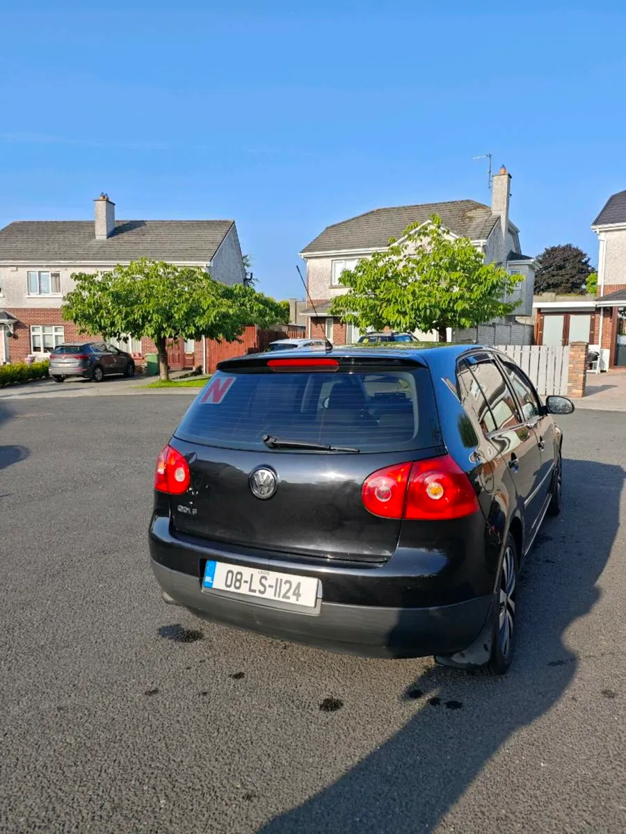 Volkswagen golf - Image 4