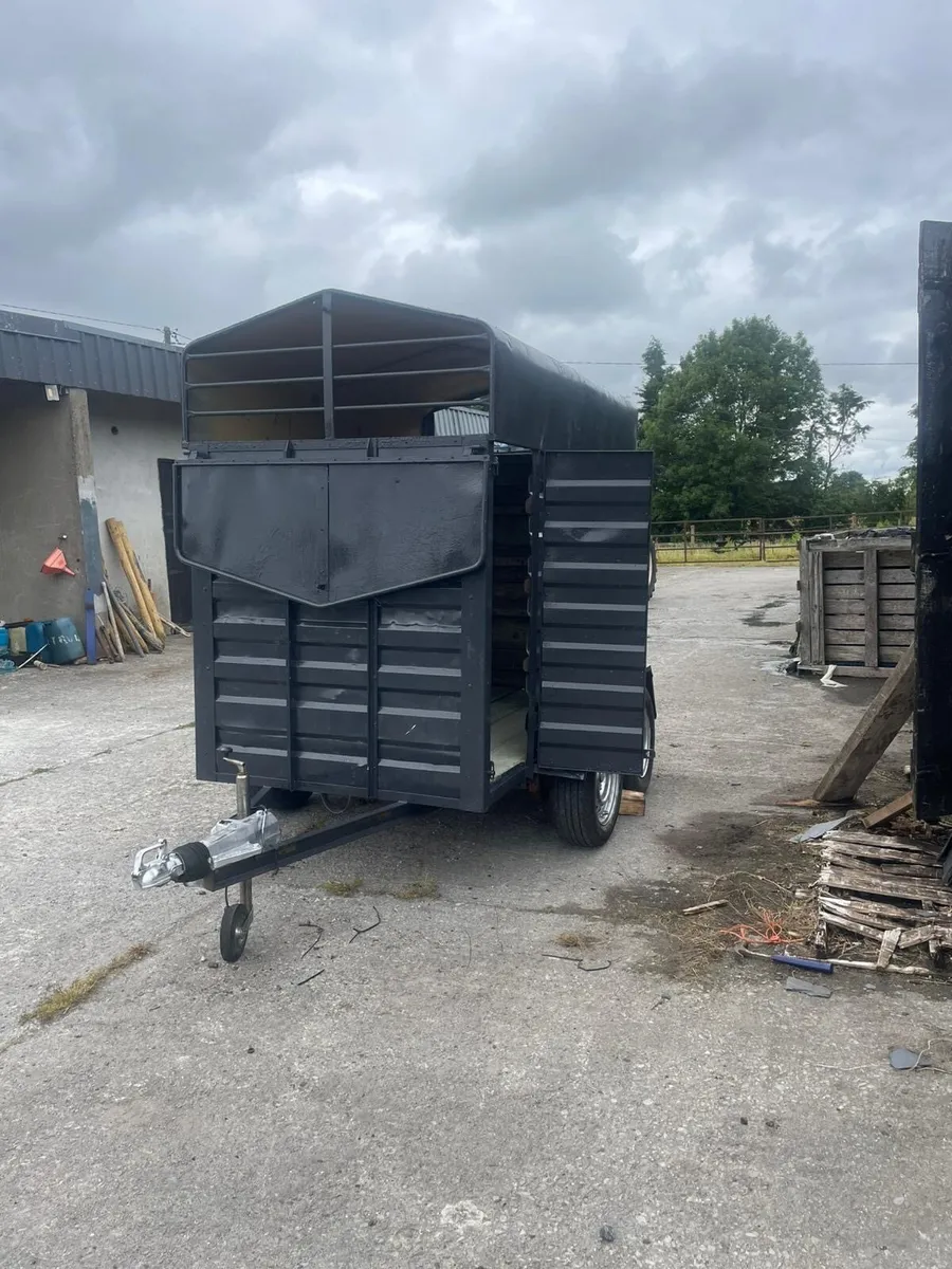 Cattle trailer for sale - Image 2