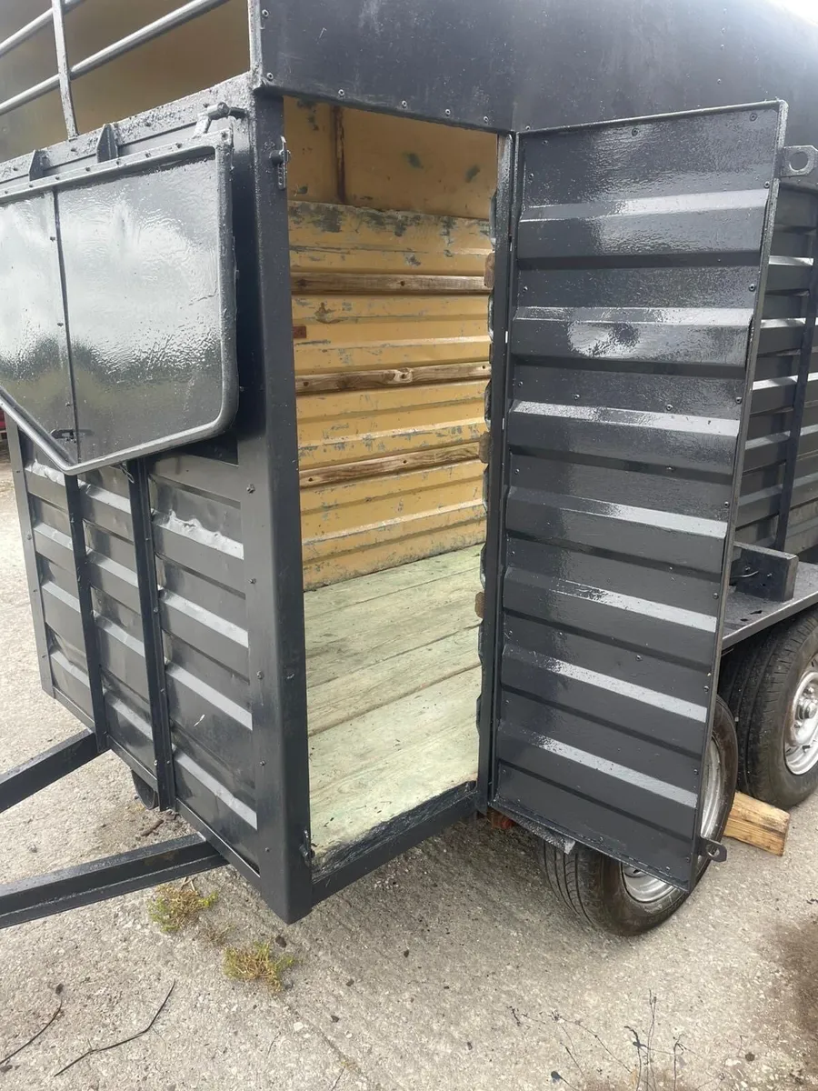 Cattle trailer for sale - Image 4