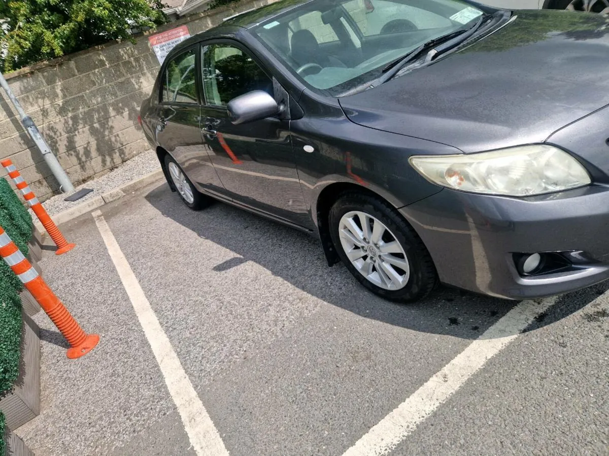08 toyota corolla - Image 3
