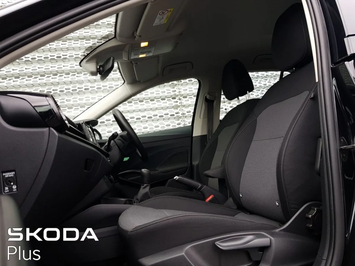 Skoda Fabia 1.0 MPI 65hp Ambition - Image 3