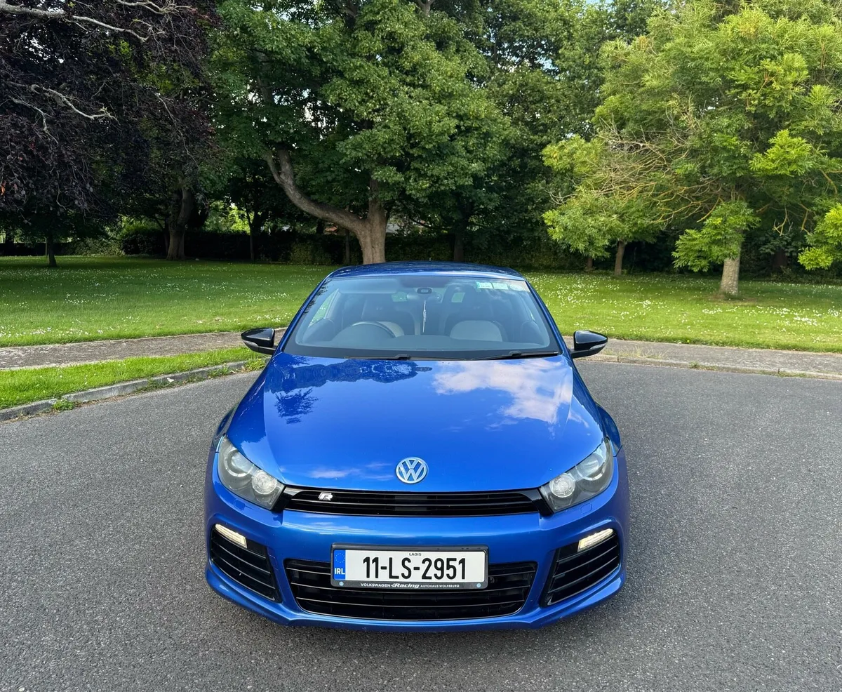 2011 Volkswagen Scirocco R - Image 2