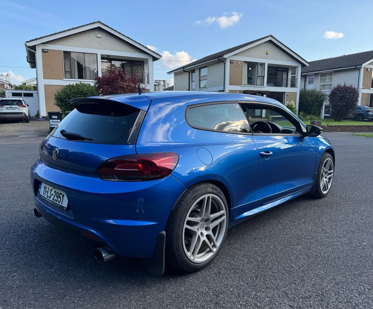2011 Volkswagen Scirocco R - Image 4