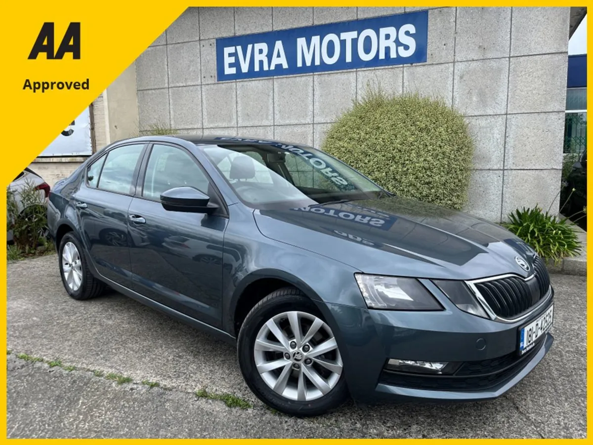 Skoda Octavia Ambition 1.6 TDI Diesel //reverse C - Image 1