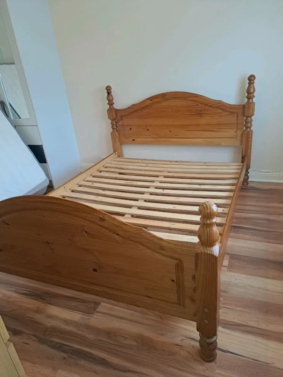 Bed - Image 1