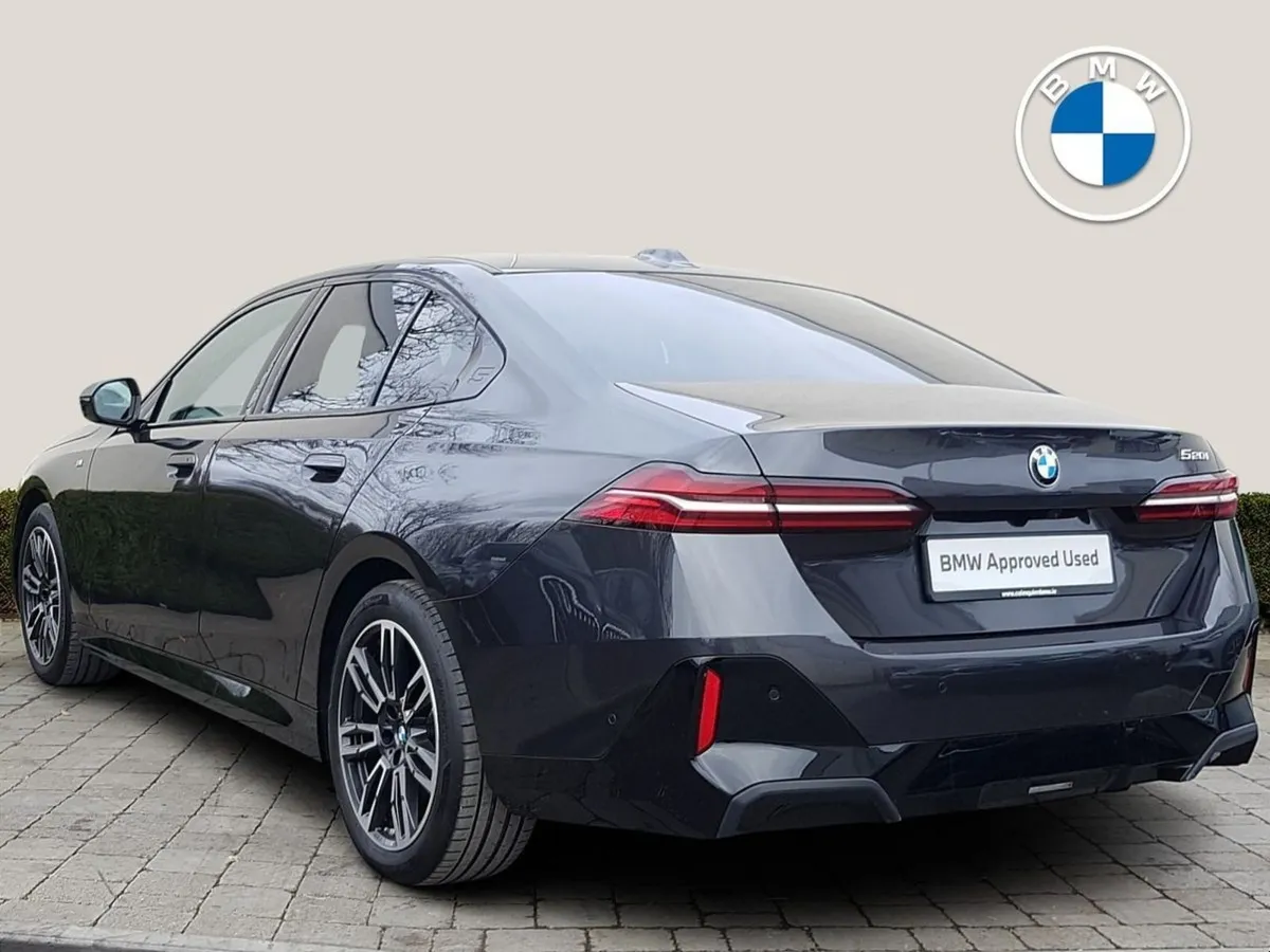 BMW 5 Series 520i M Sport - Image 2