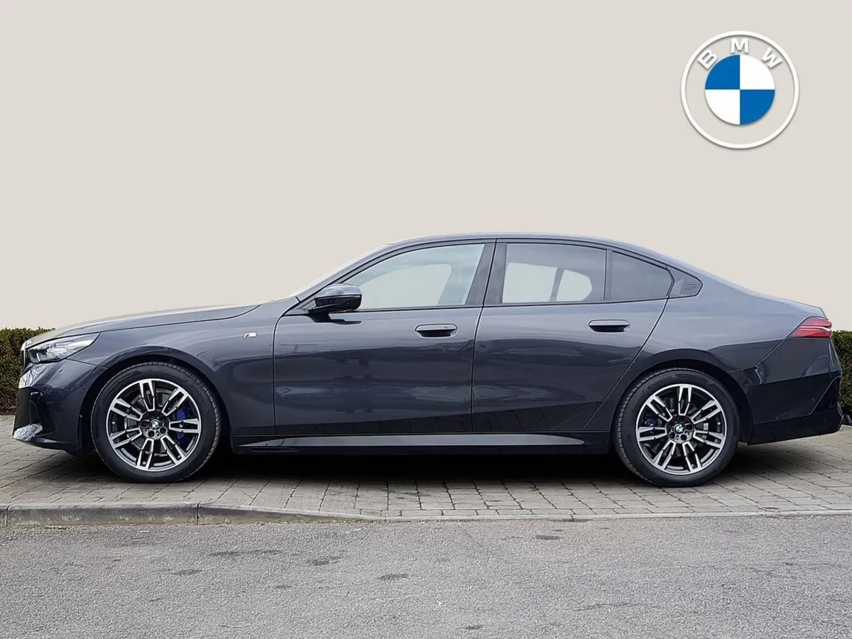 BMW 5 Series 520i M Sport - Image 3