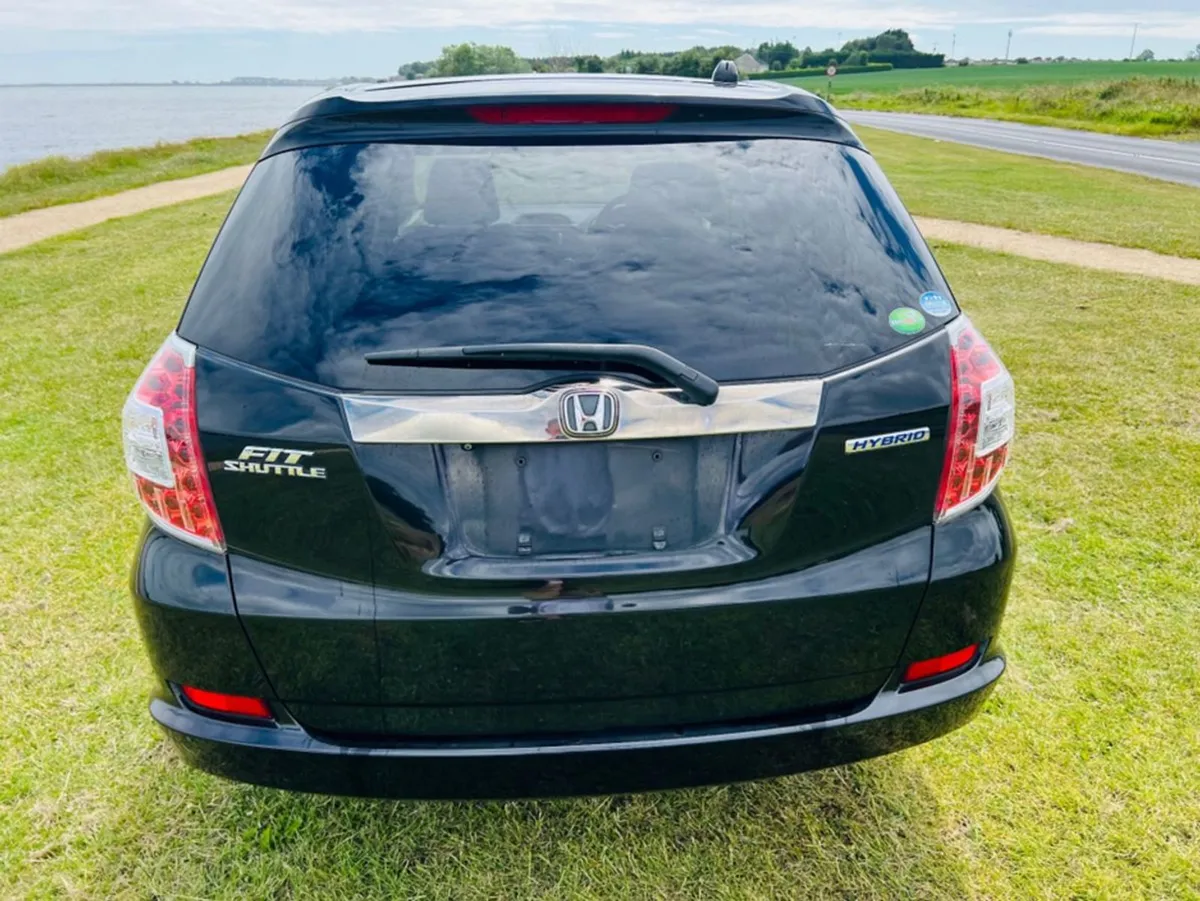 Honda Shuttle 1.3 Hybrid Auto Low Mileage Ideal F - Image 4