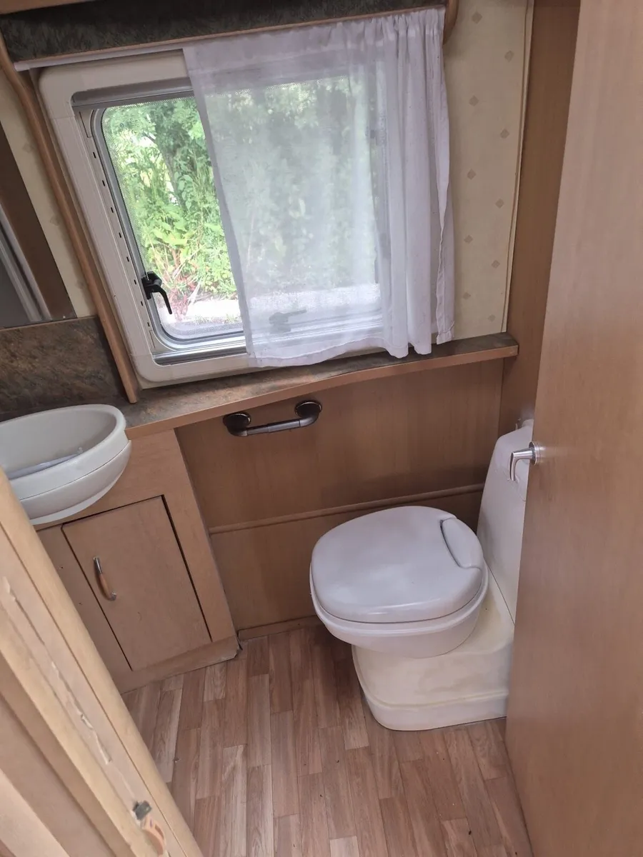 Abbey safari 2 berth - Image 2
