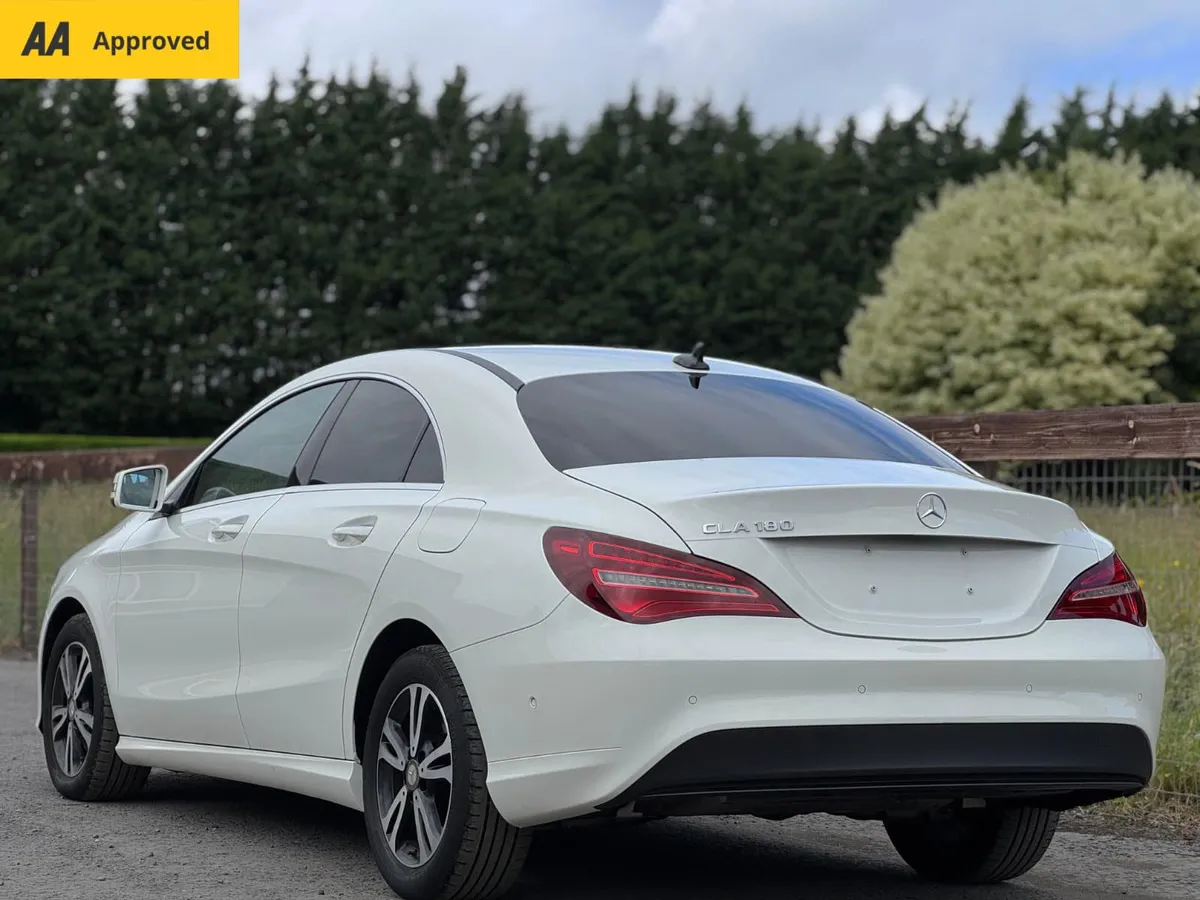 🌟Mercedes Benz A180  2017 With low Mileage only - Image 3