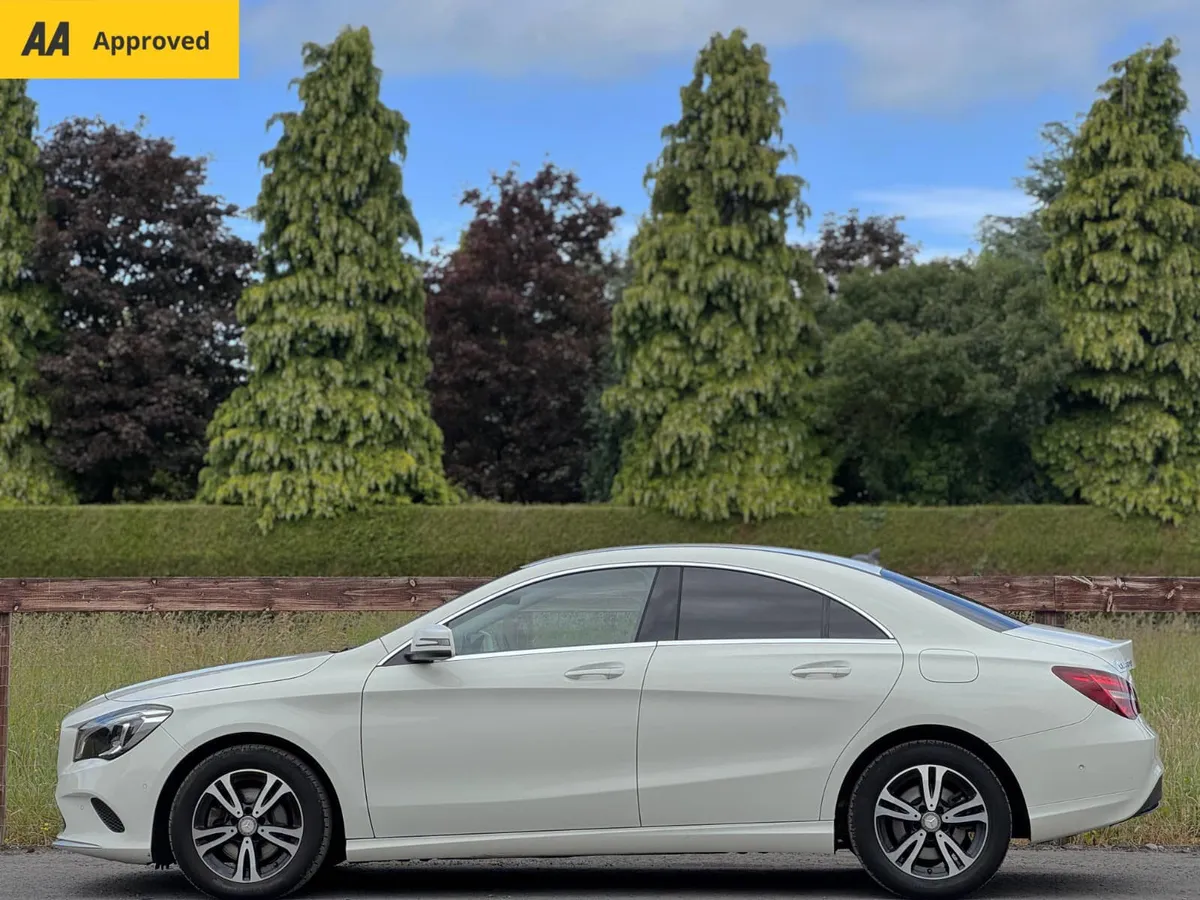 🌟Mercedes Benz A180  2017 With low Mileage only - Image 2