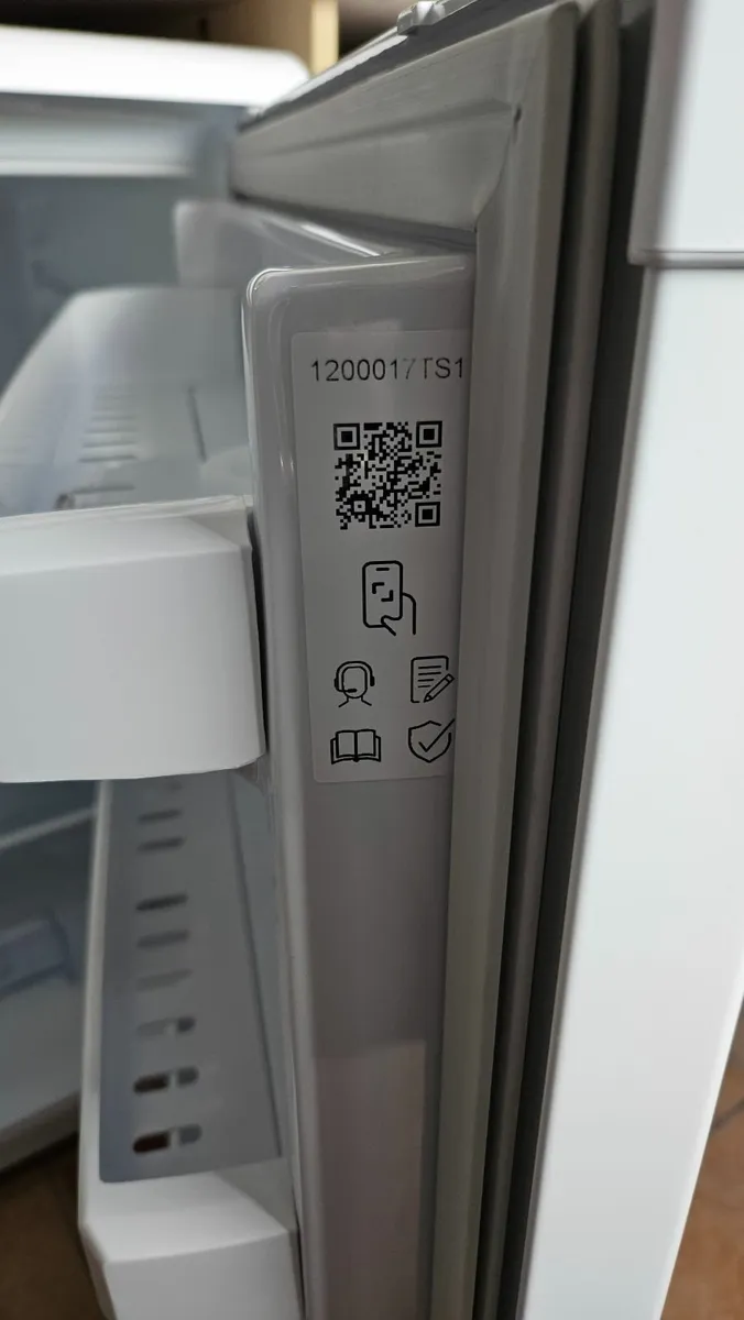 BEKO Under counter fridge - Image 4