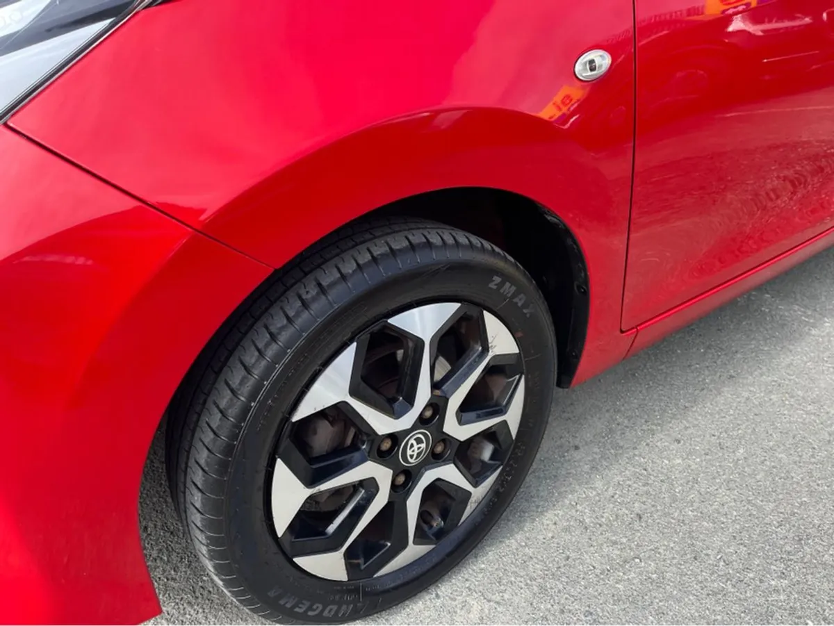 Toyota AYGO 1.0 Xplay Sphone 4DR Finance Availabl - Image 2