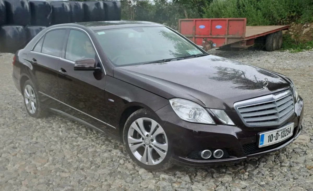 Mercedes car - Image 1