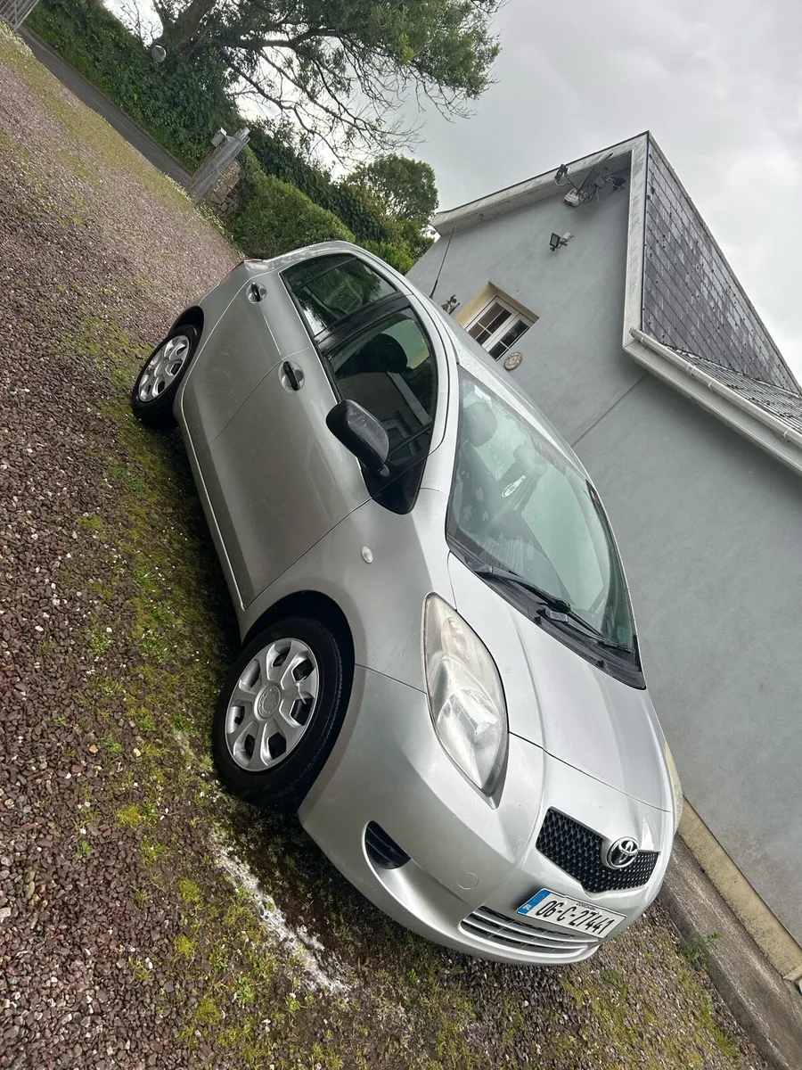 TOYOTA YARIS T3 MODEL NEW NCT - Image 2